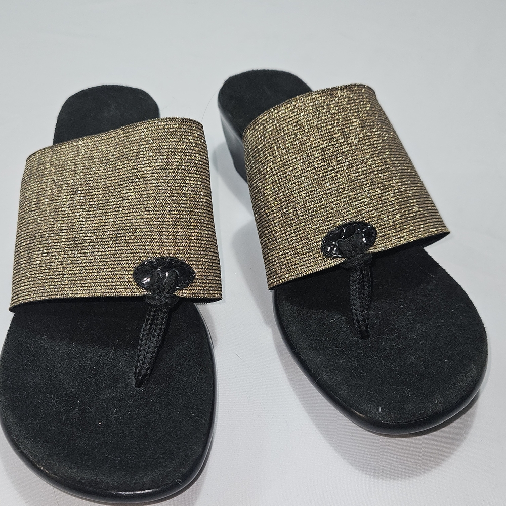 San Miguel Gold Metallic Stretch Thong Style Wedge sandals Size 9